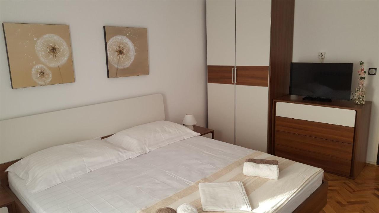 Apartments Ivo Pag Town Zewnętrze zdjęcie