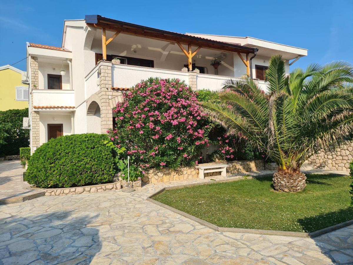 Apartments Ivo Pag Town Zewnętrze zdjęcie