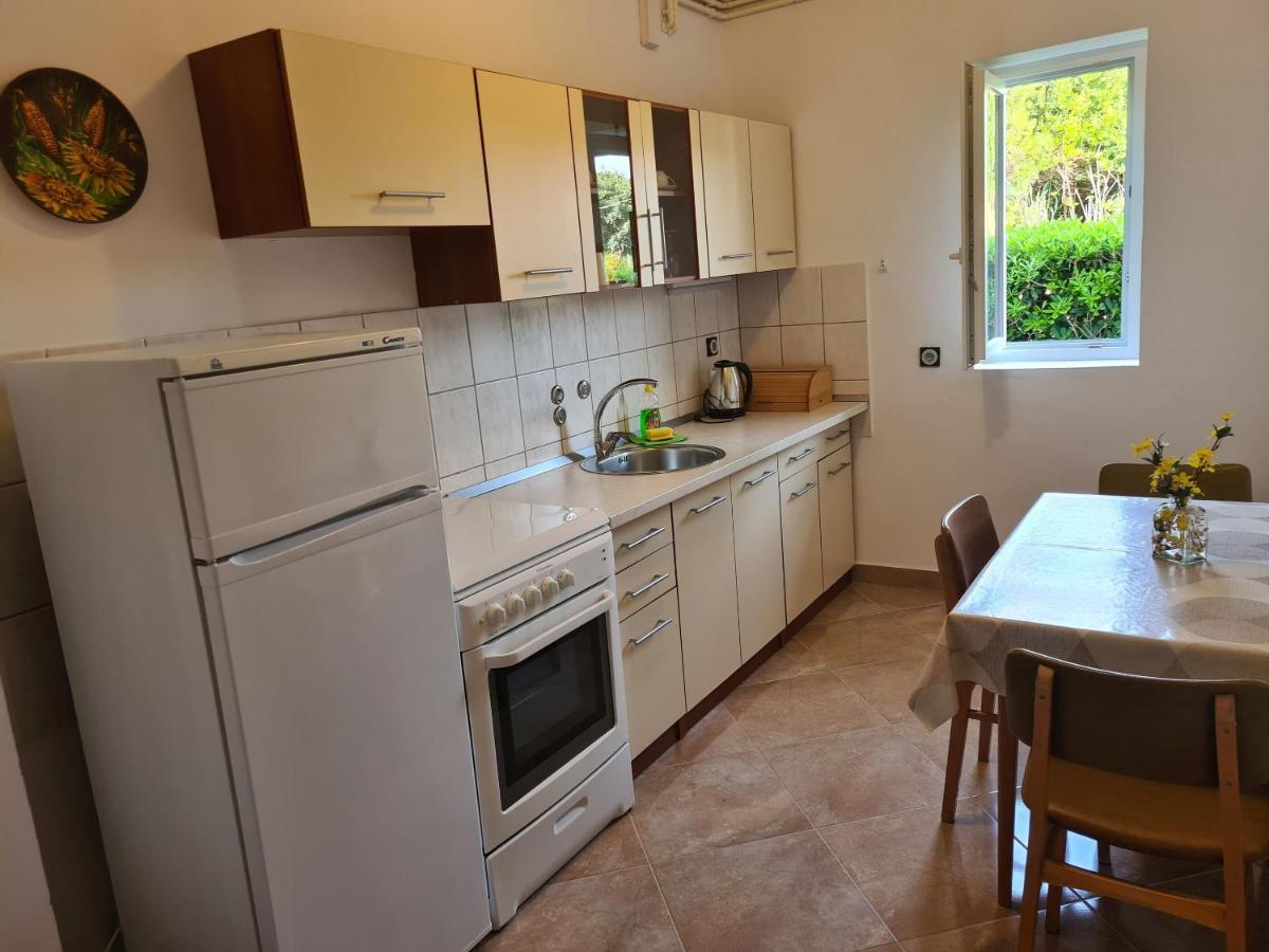 Apartments Ivo Pag Town Zewnętrze zdjęcie