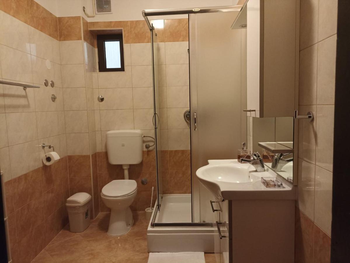 Apartments Ivo Pag Town Zewnętrze zdjęcie