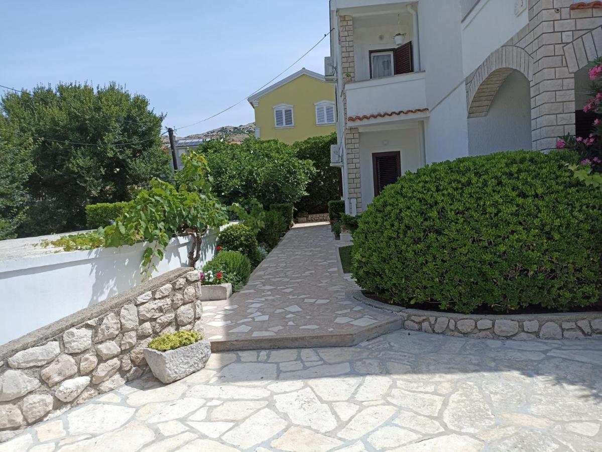 Apartments Ivo Pag Town Zewnętrze zdjęcie